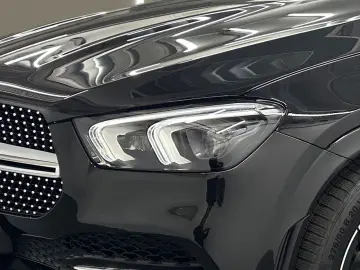 MERCEDES-BENZ GLE 300 d 4M AMG Fahrass WideScreen Stdhzg HUD