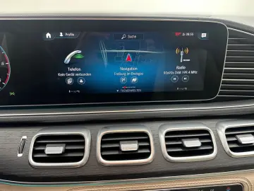 MERCEDES-BENZ GLE 300 d 4M AMG Fahrass WideScreen Stdhzg HUD