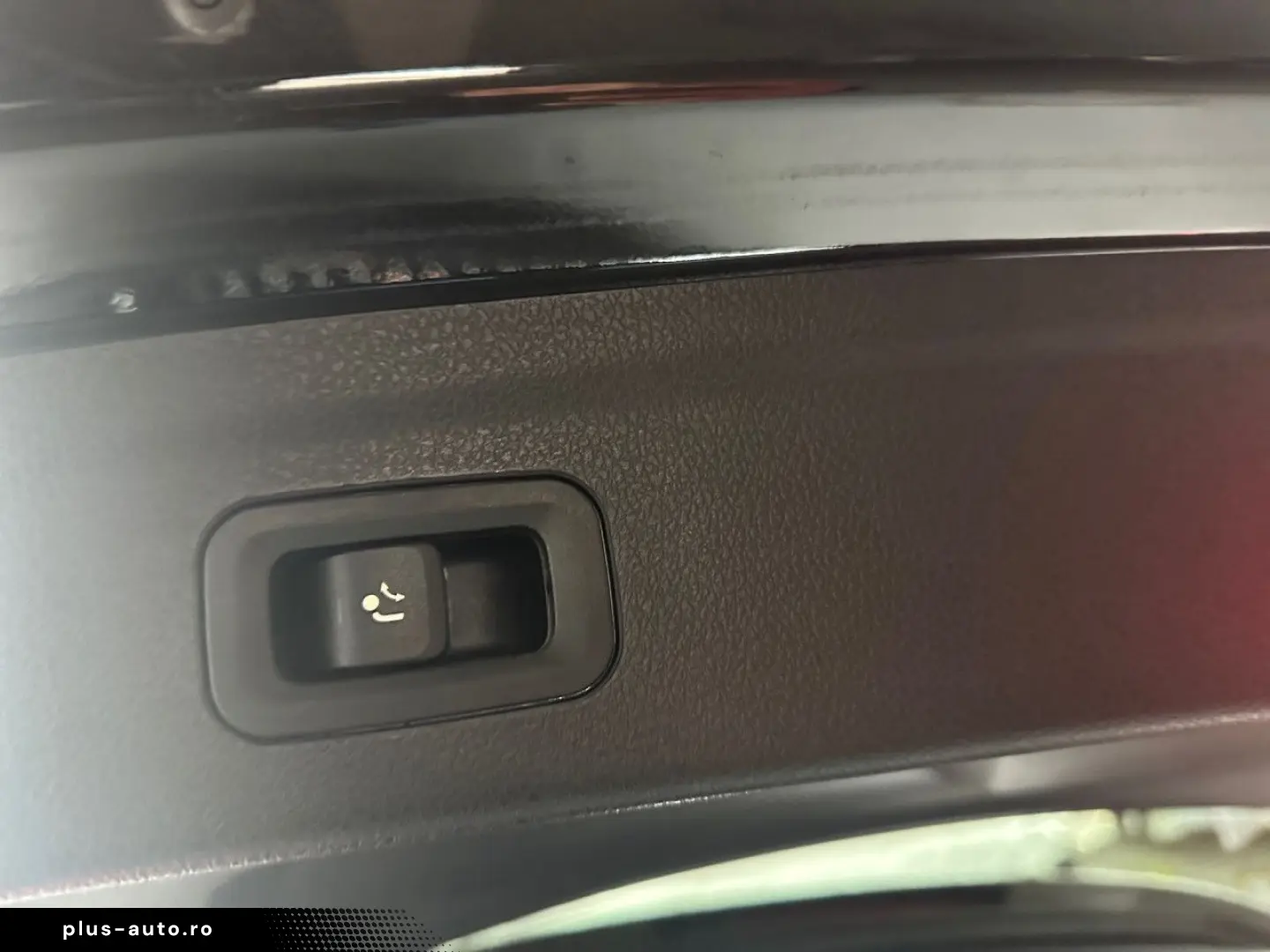 MERCEDES-BENZ GLE 300 d 4M AMG Fahrass WideScreen Stdhzg HUD