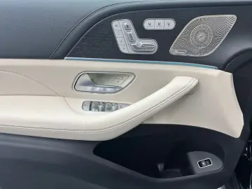 MERCEDES-BENZ GLE 300 d 4M AMG Fahrass WideScreen Stdhzg HUD