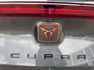 CUPRA Formentor e-Hybrid Key ACC Kamera AHK