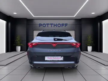 CUPRA Formentor 1.5 eTSI DSG NAVI 360  PDC LED SITZHZG