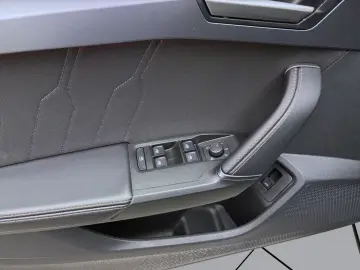 CUPRA Formentor 1.5 eTSI DSG NAVI 360  PDC LED SITZHZG