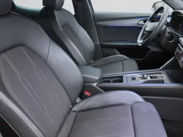 CUPRA Formentor 1.5 eTSI DSG NAVI 360  PDC LED SITZHZG