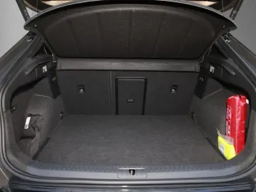 CUPRA Formentor 1.5 TSI DSG e-Hybird VZ AHK Matrix