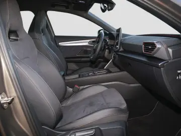 CUPRA Formentor 1.5 TSI DSG e-Hybird VZ AHK Matrix