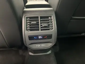CUPRA Formentor 1.5 TSI e-HYBRID NAVI KAM SHZ KEYLESS