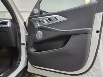 BMW XM 50e 23Zoll DriviProf. ACC AHK B&W Sitzlüftung