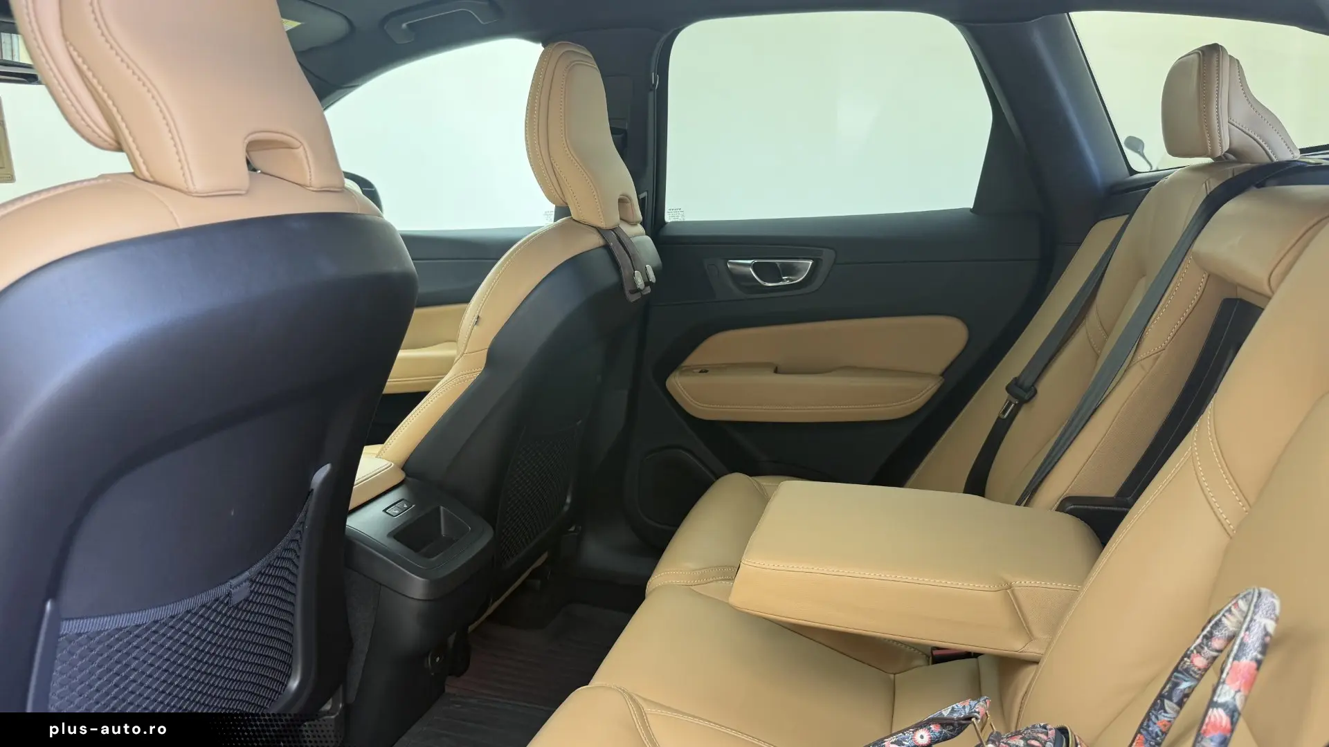 Volvo XC60 2.0 Benzina Mild Hybrid B5 250CP 4×4 2023