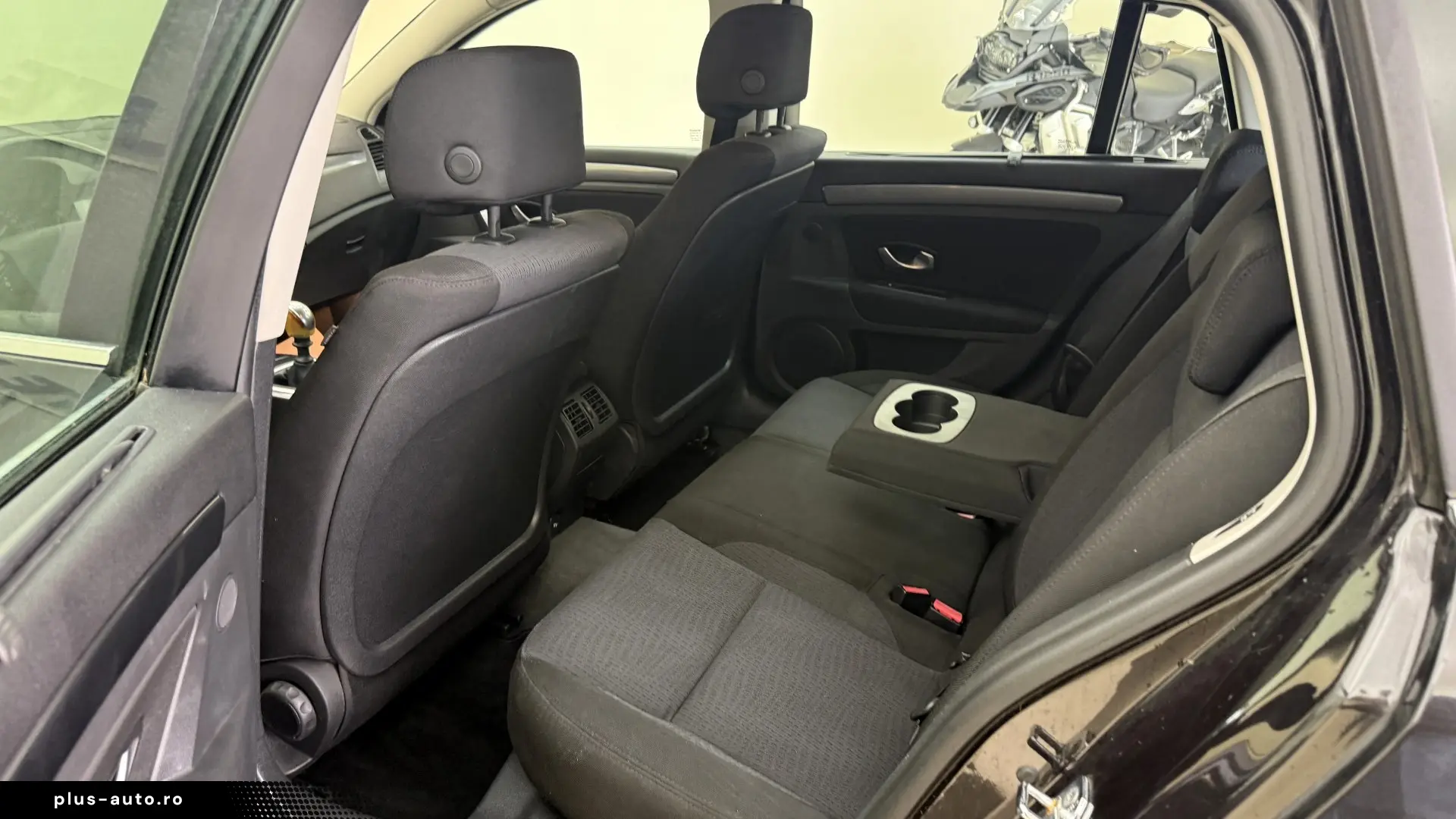 Renault Laguna 2.0 Benzina 140CP 2010 Euro 4
