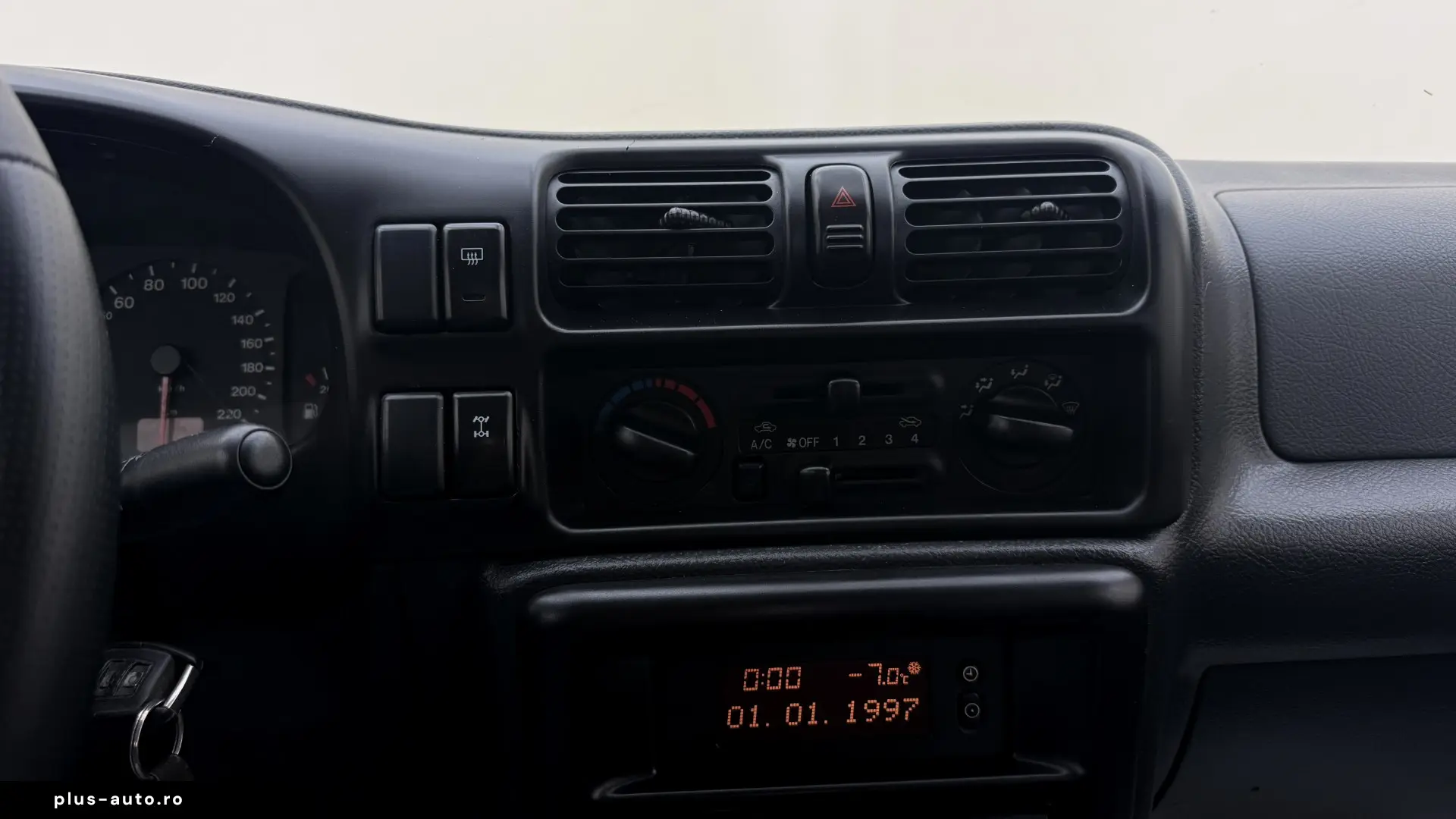 Opel Frontera 2.2d 4×4 116CP 2000 12