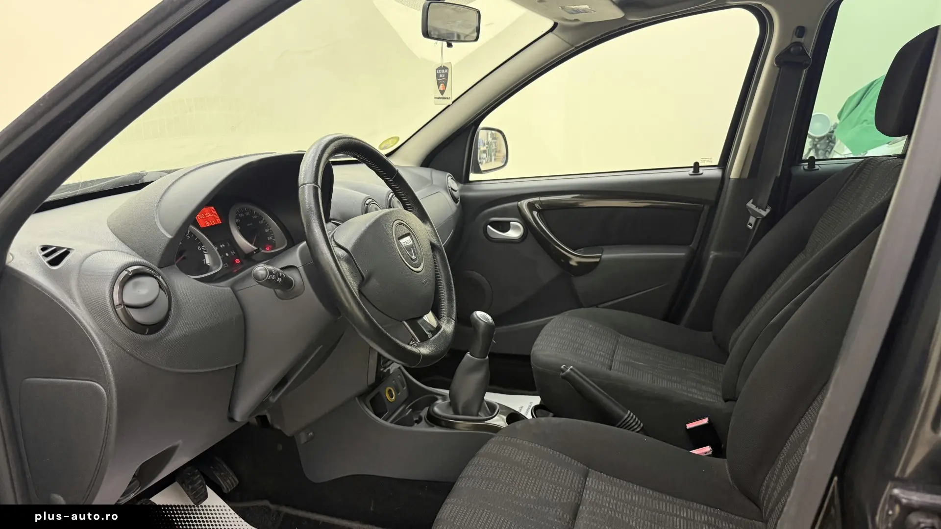 Dacia Duster 1.6 Benzina 105CP 2011 Euro 4