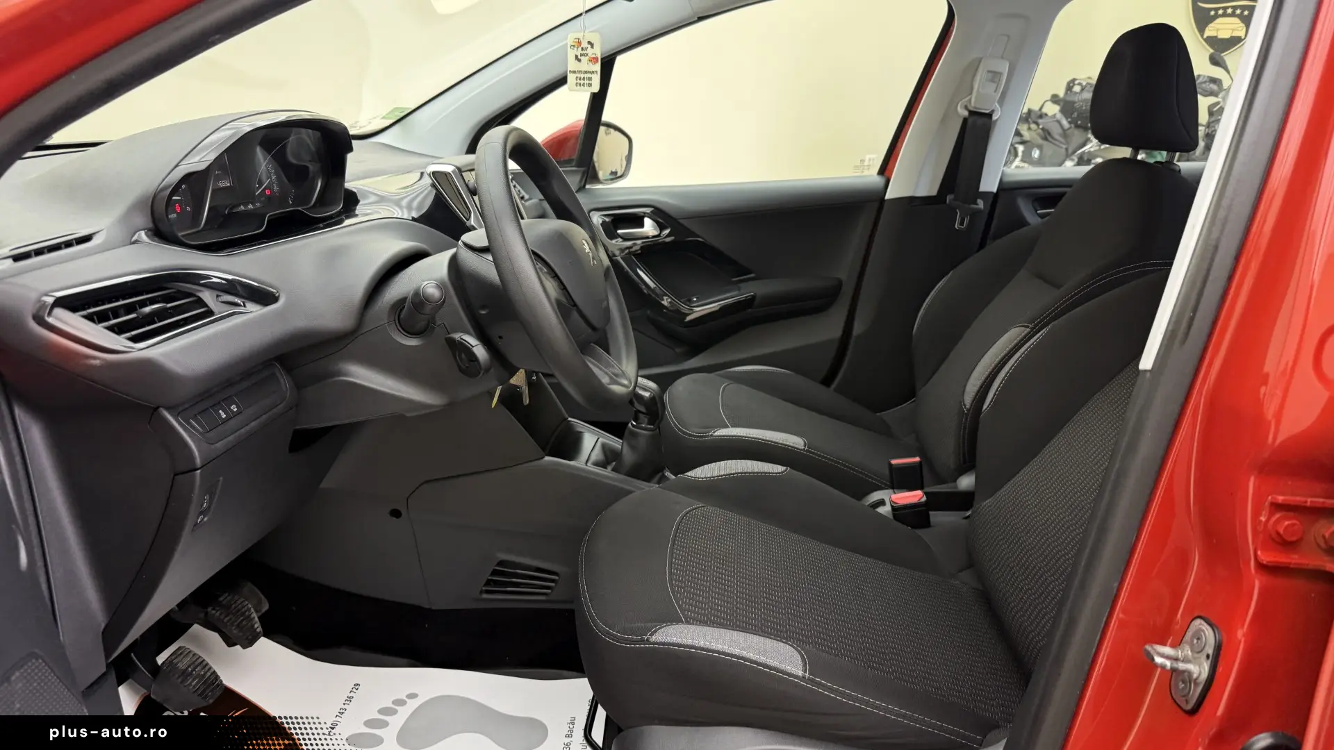 Peugeot 208 1.6 HDi 99CP 2016 10 Euro 6