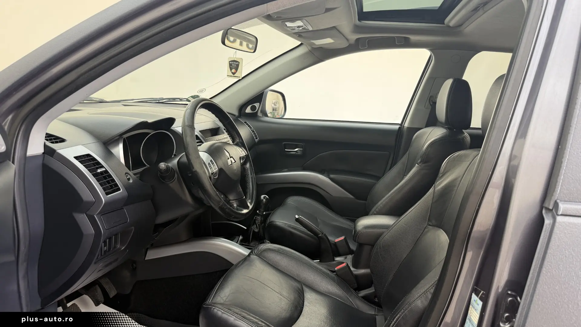 Mitusbishi Outlander 2.0d 136CP 4×4 2007 Euro 4