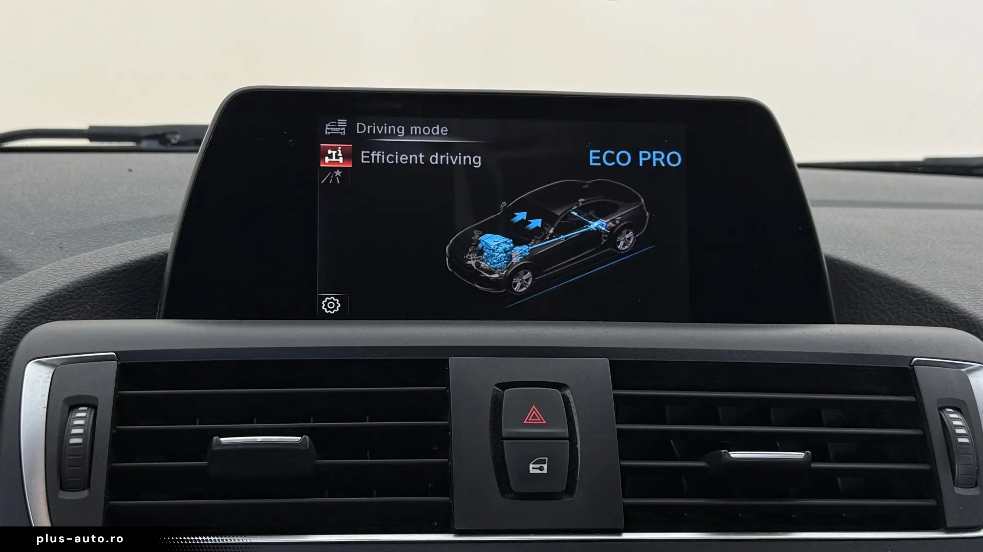 BMW Seria 2 (218d) 150CP Automata 2015 Euro 6