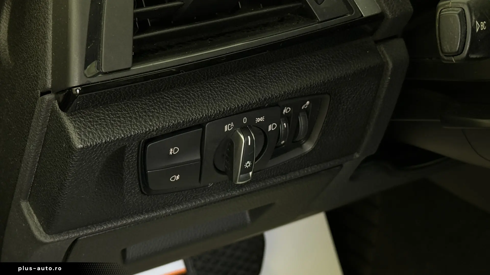 BMW Seria 2 (218d) 150CP Automata 2015 Euro 6