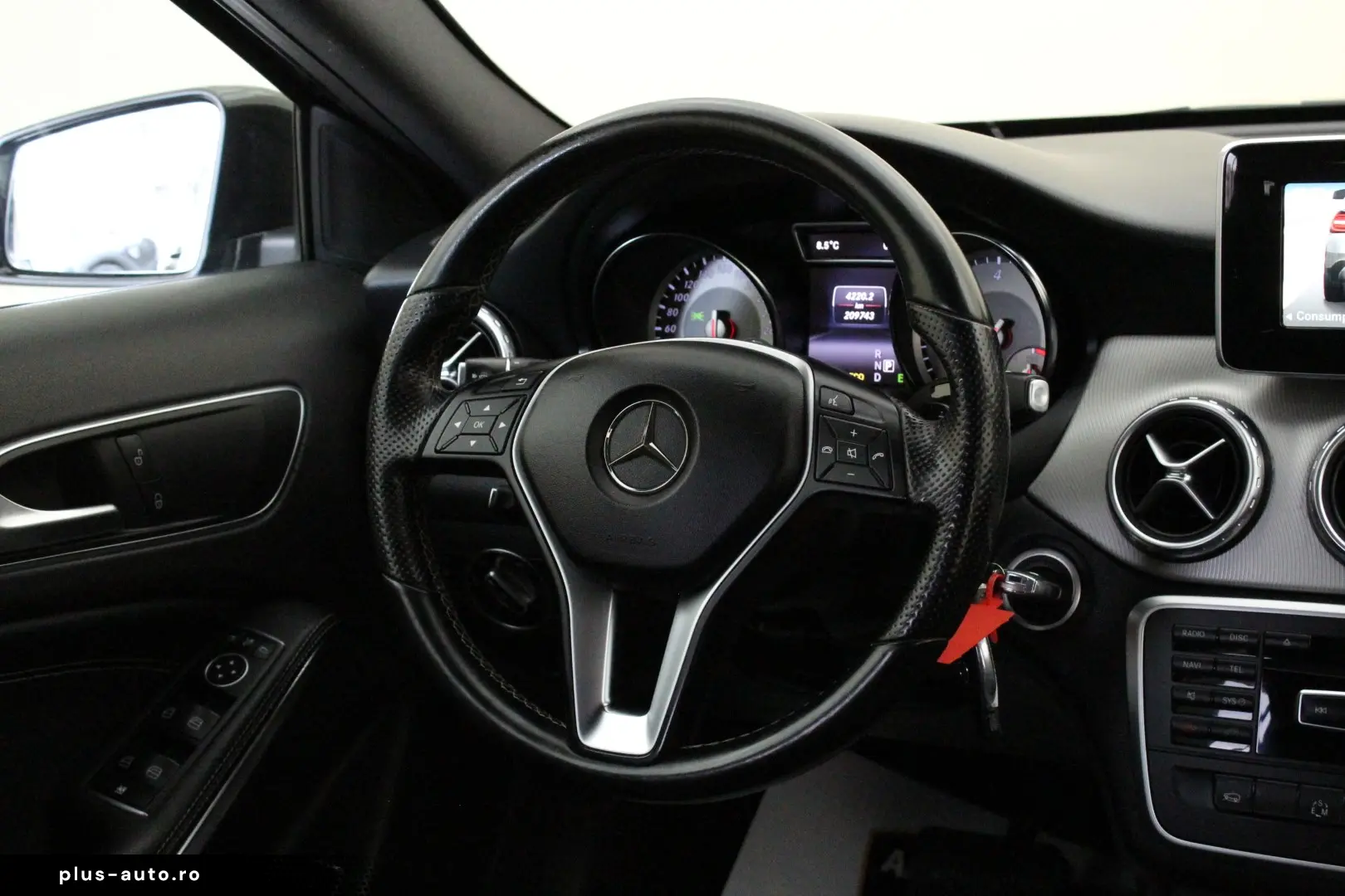 Mercedes-Benz GLA 220d 170CP 4MATIC Automata 2014 Euro 6
