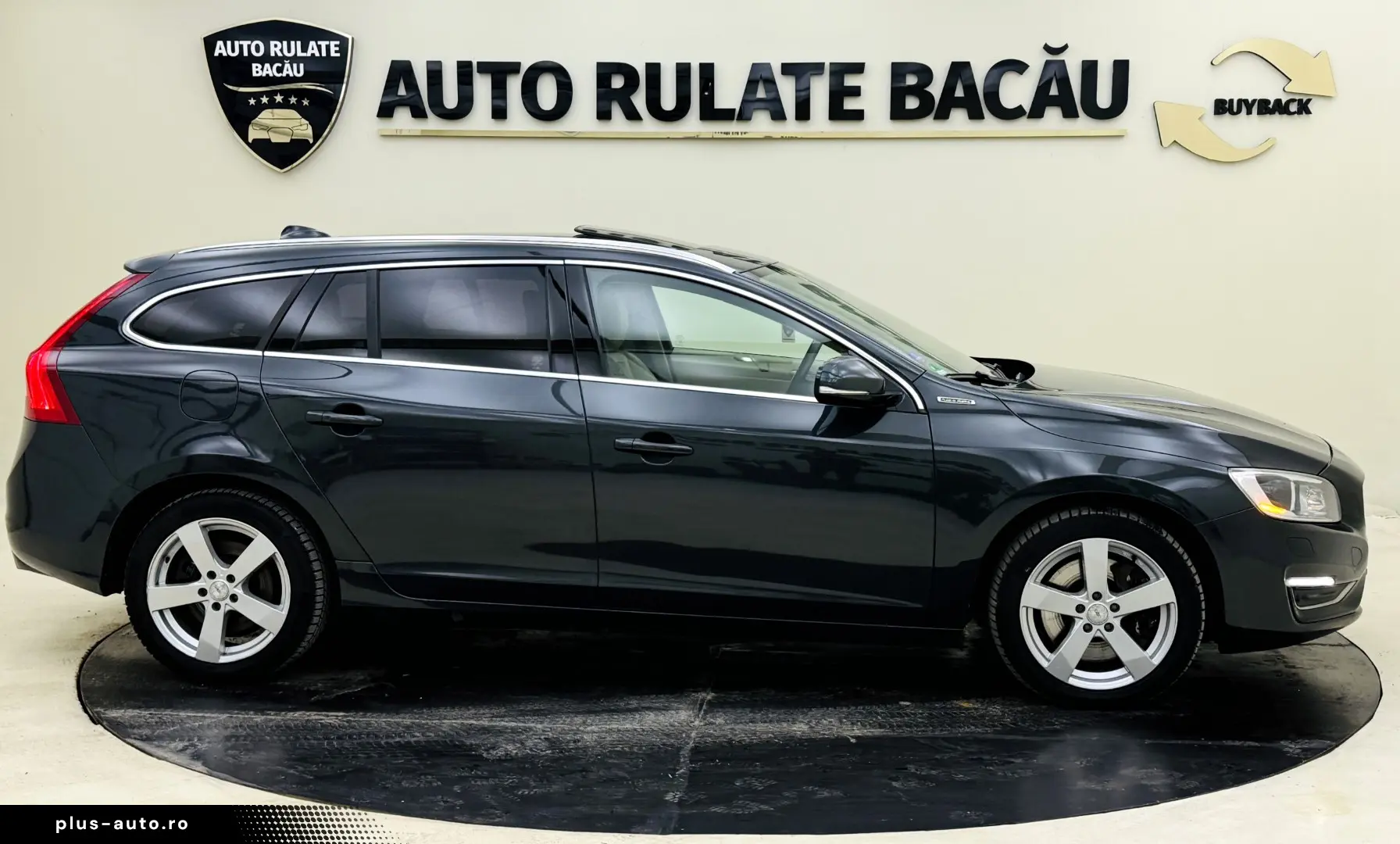 Volvo V60 2.4d Plug-in Hybrid 283CP 4×4 Automata 2013 1