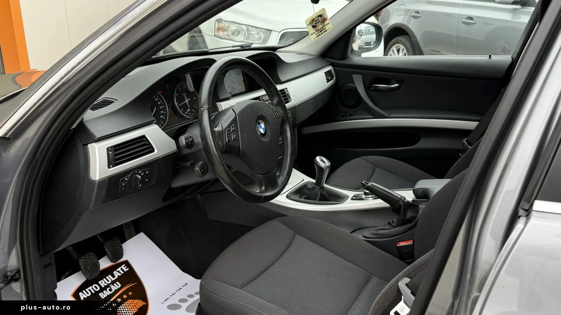 BMW Seria 3 1.6i 122CP 2010 Euro 5