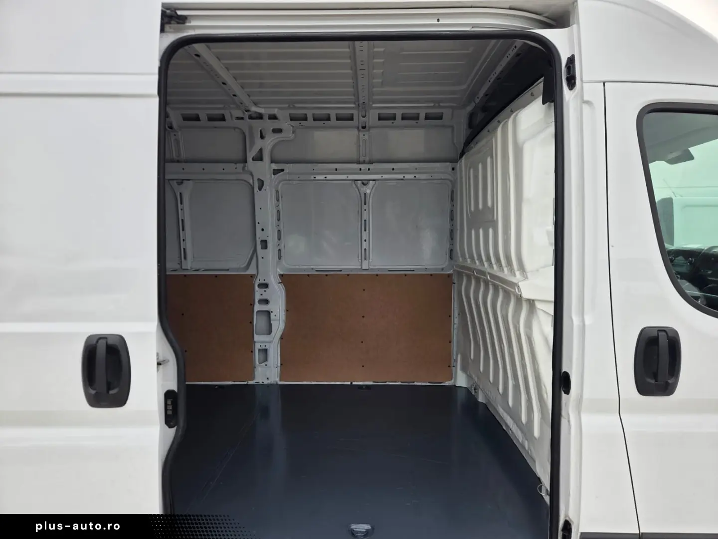 PEUGEOT BOXER L3H2
