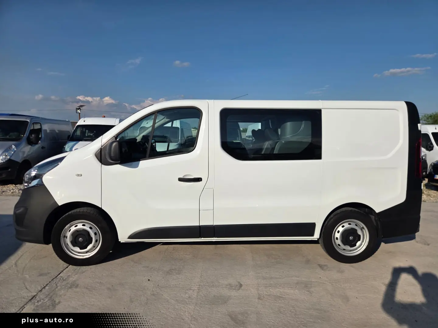OPEL VIVARO DOKA 6 LOCURI DUBA 7 UNITATI IN STOC