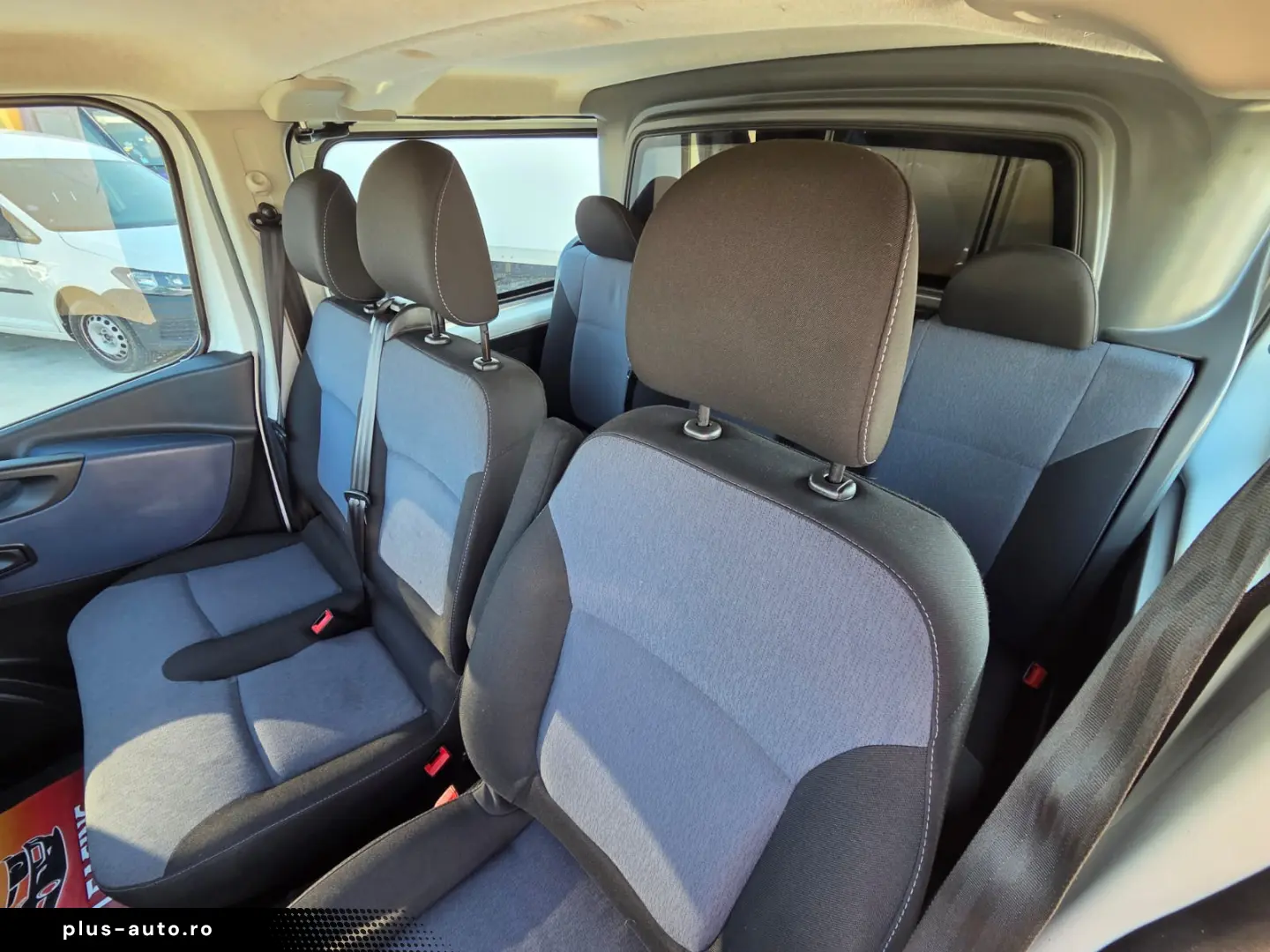 OPEL VIVARO DOKA 6 LOCURI DUBA 7 UNITATI IN STOC