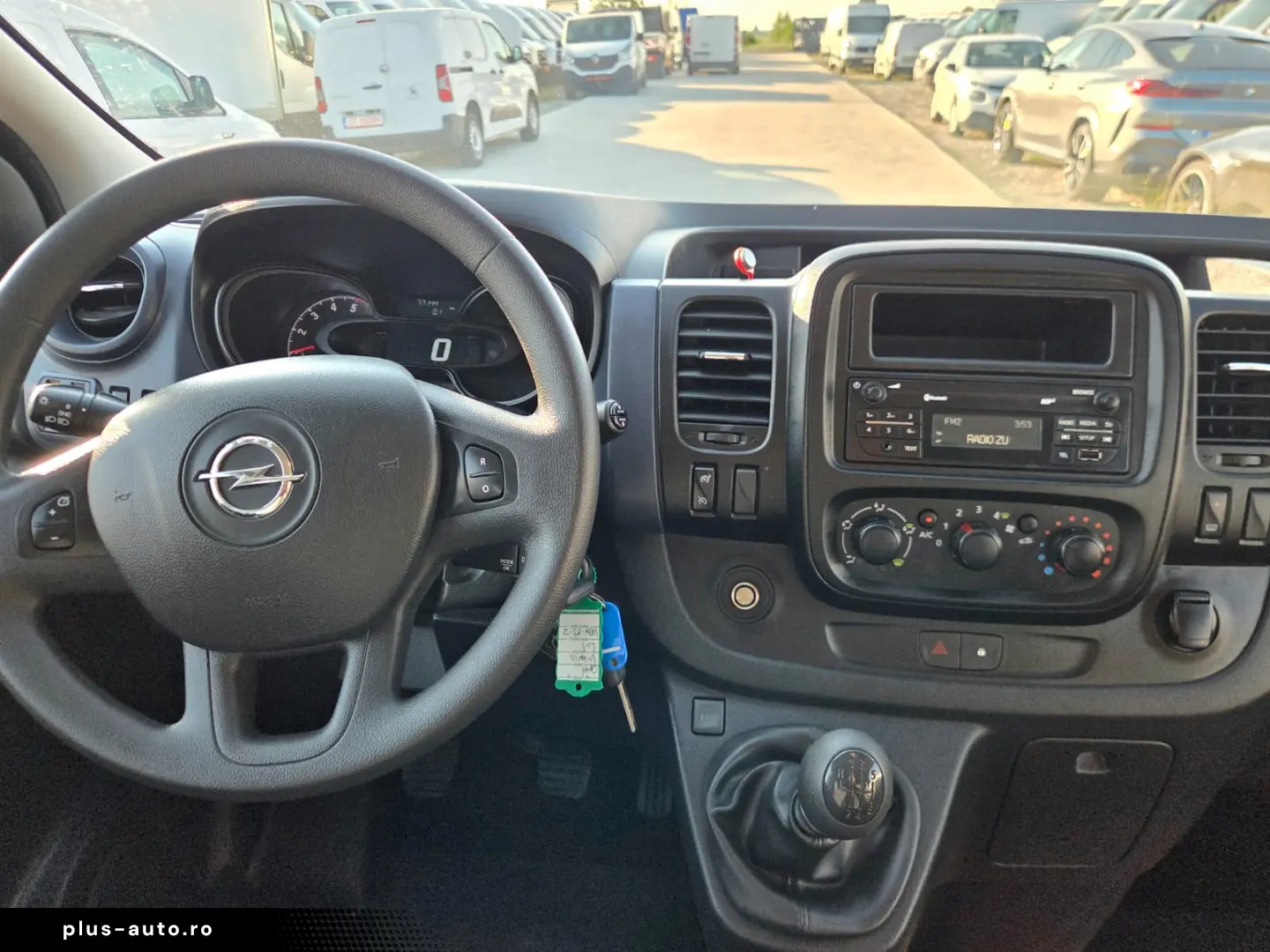 OPEL VIVARO DOKA 6 LOCURI DUBA 7 UNITATI IN STOC