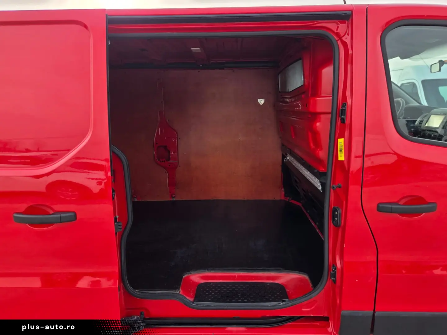 OPEL VIVARO L2H1