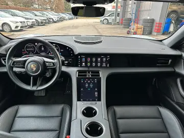 PORSCHE Taycan 4 Cross Turismo FACELIFT