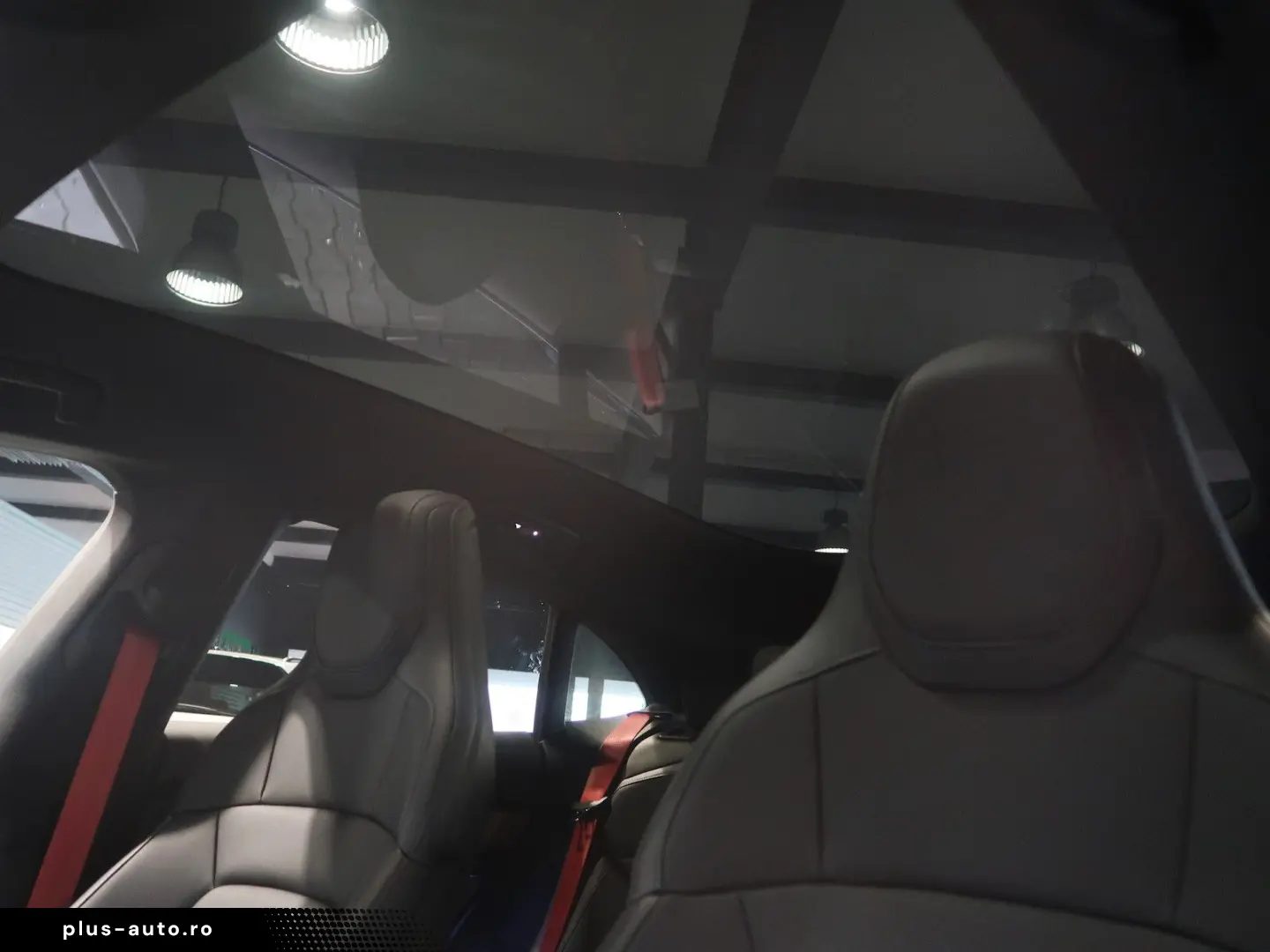 PORSCHE Taycan 4 Cross PANO APPROVED 1.HAND HUD 5 SITZER