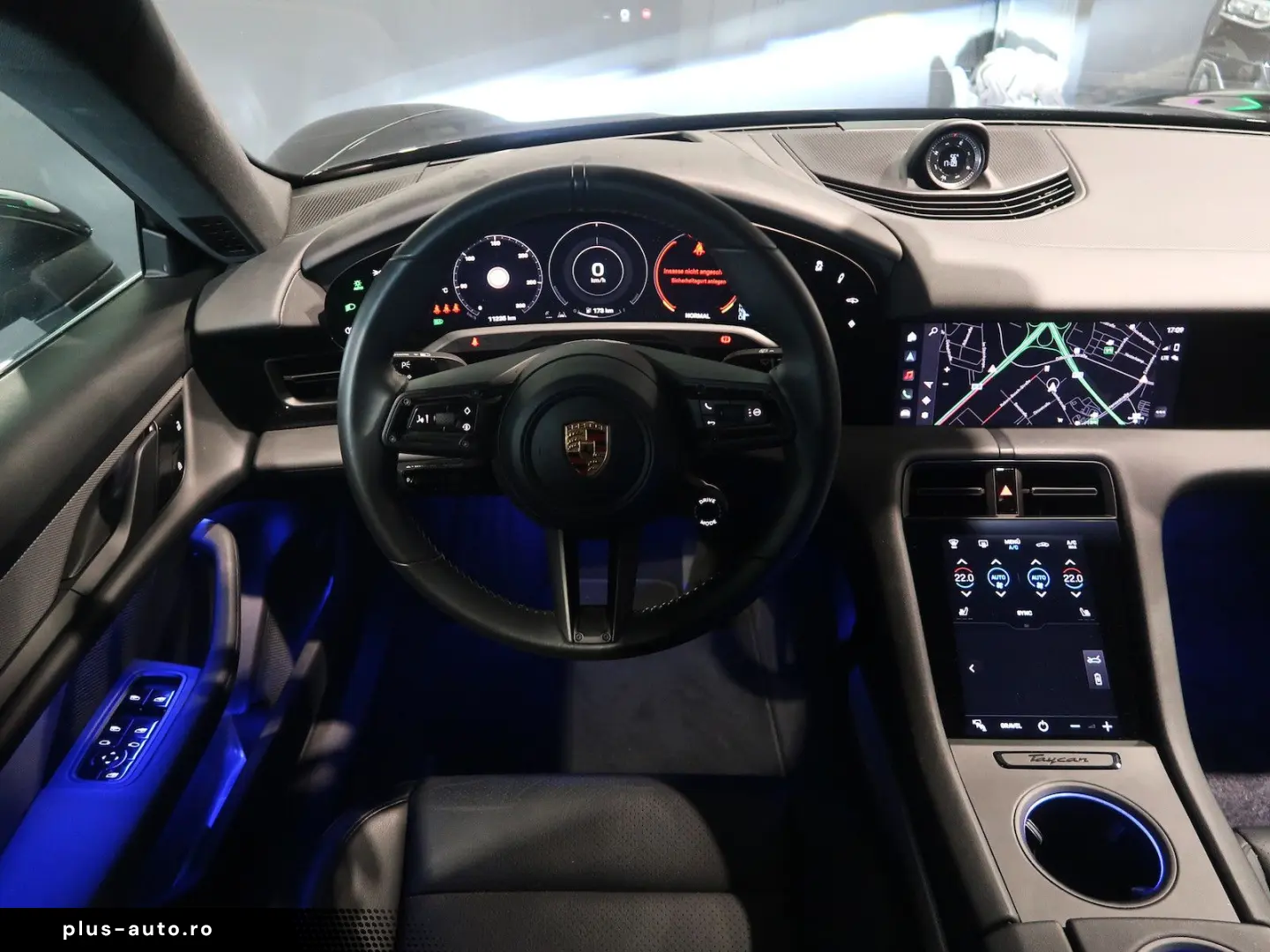 PORSCHE Taycan 4 Cross PANO APPROVED 1.HAND HUD 5 SITZER