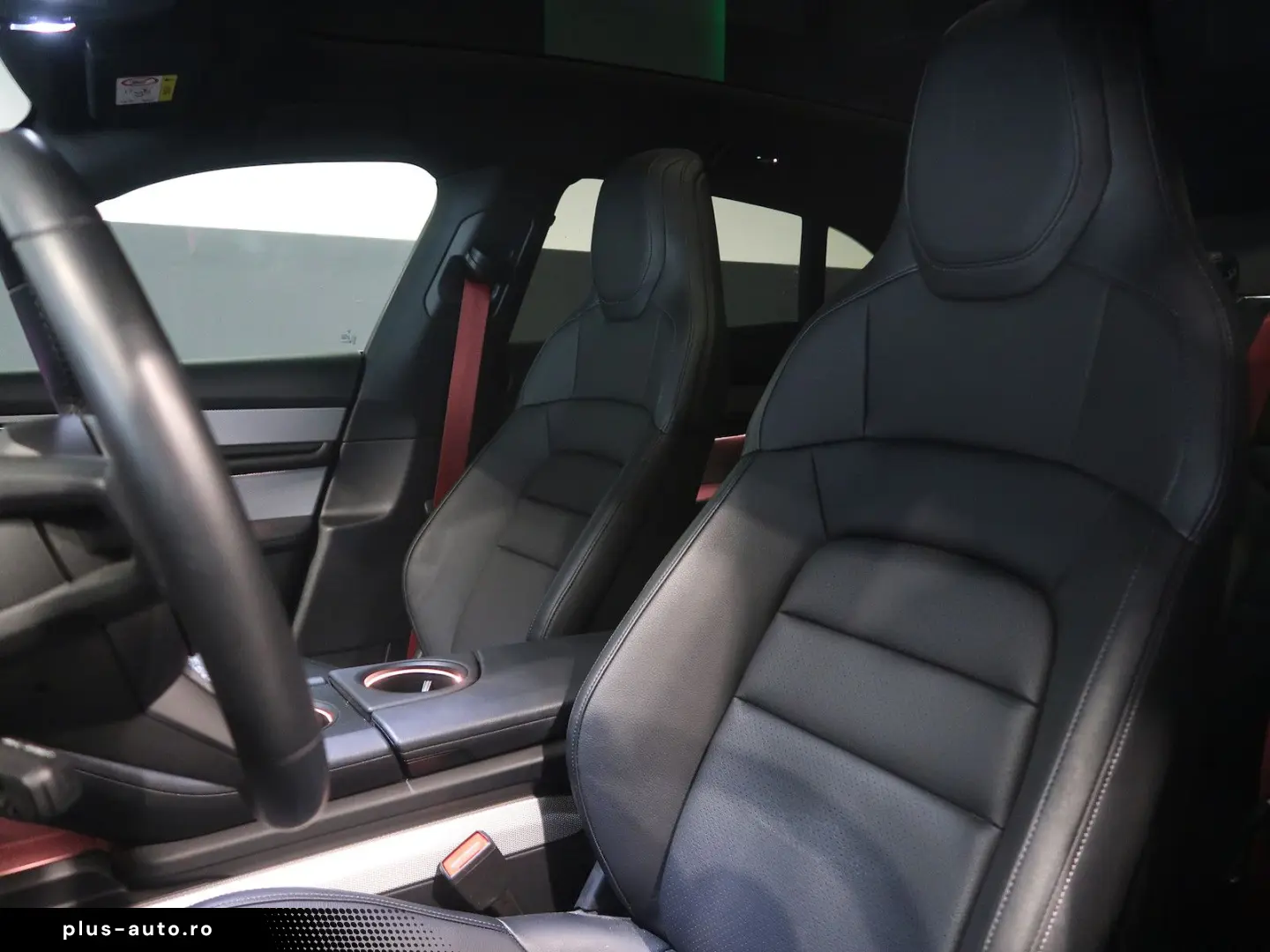 PORSCHE Taycan 4 Cross PANO APPROVED 1.HAND HUD 5 SITZER