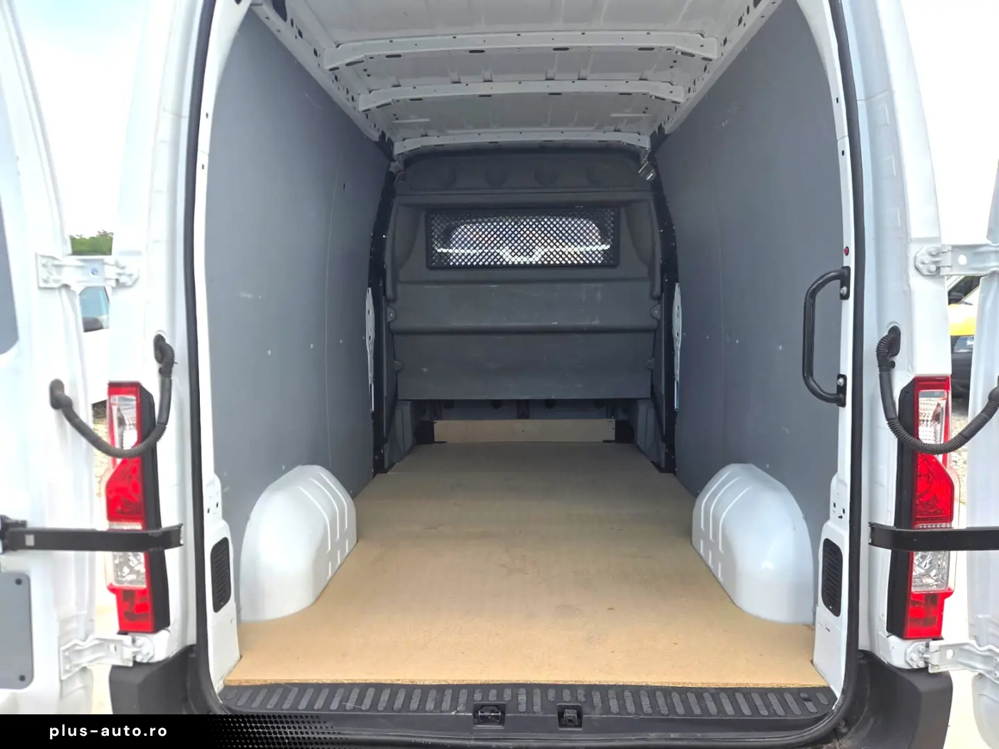 OPEL NEW MOVANO 6 LOCURI DUBA L=3.00M