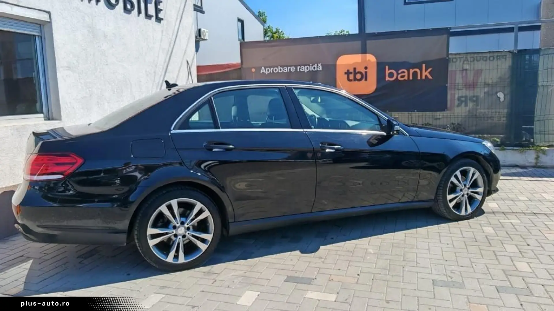 Mercedes-Benz E