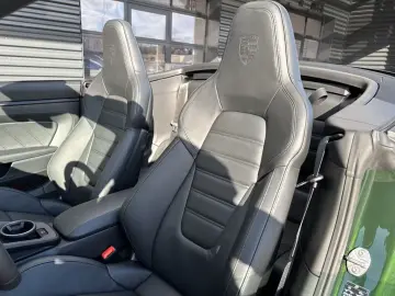 Porsche 992 911 Carrera 4 GTS Cabrio Clubleder