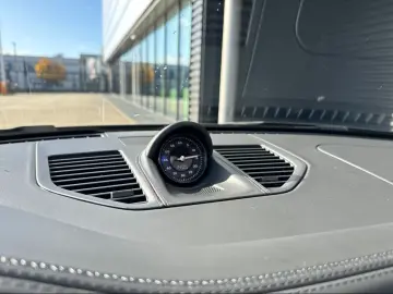 Porsche 992 911 Carrera 4 GTS Cabrio Clubleder