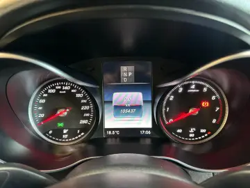 MERCEDES-BENZ C 200  4Matic AMG Pano LED