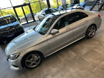 MERCEDES-BENZ C 200  4Matic AMG Pano LED