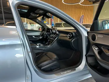 MERCEDES-BENZ C 200  4Matic AMG Pano LED