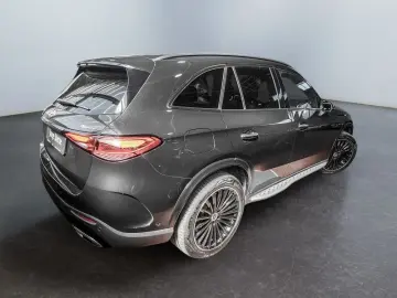 MERCEDES-BENZ GLC 400 e 4M   AMG NIGHT PREMIUM MEMO 360 AHK