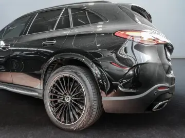 MERCEDES-BENZ GLC 400 e 4M   AMG NIGHT PREMIUM MEMO 360 AHK