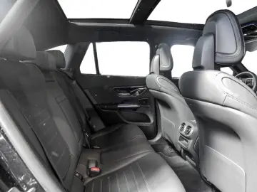 MERCEDES-BENZ GLC 400 e 4M   AMG NIGHT PREMIUM MEMO 360 AHK