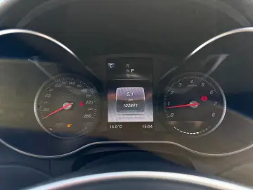 MERCEDES-BENZ C 200 9G-TRONIC AMG Line