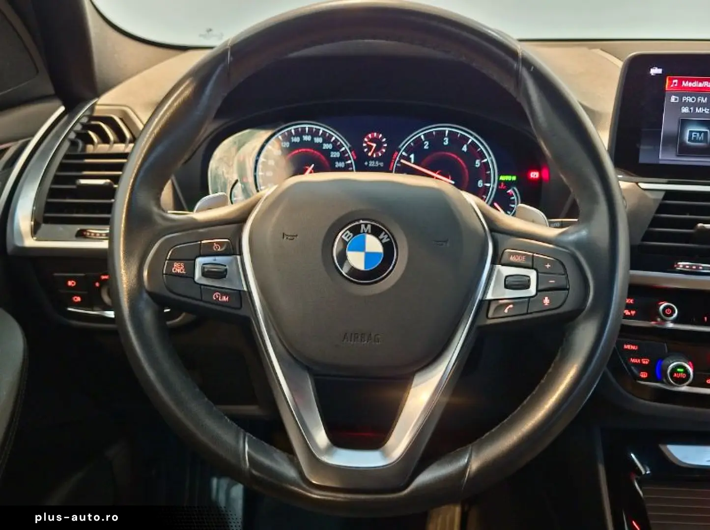 BMW X3 xDrive20i Luxury Line AT