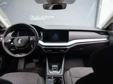 Skoda Octavia Style Kombi 4x4 200 CP