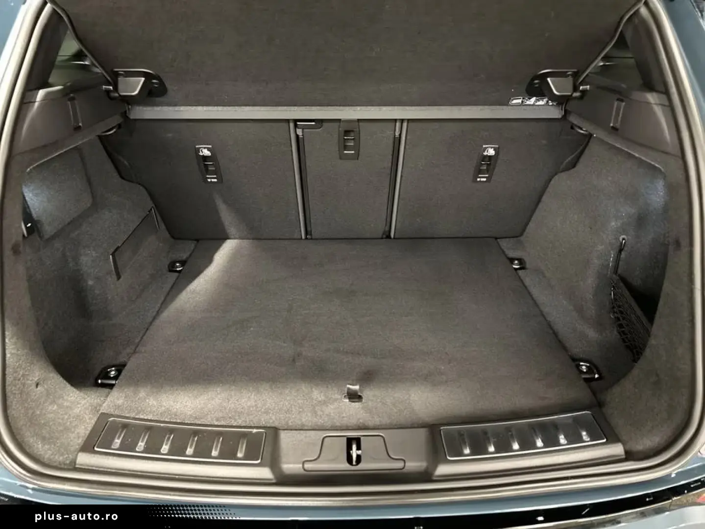 Land Rover Range Rover Evoque P270e Dynamic SE