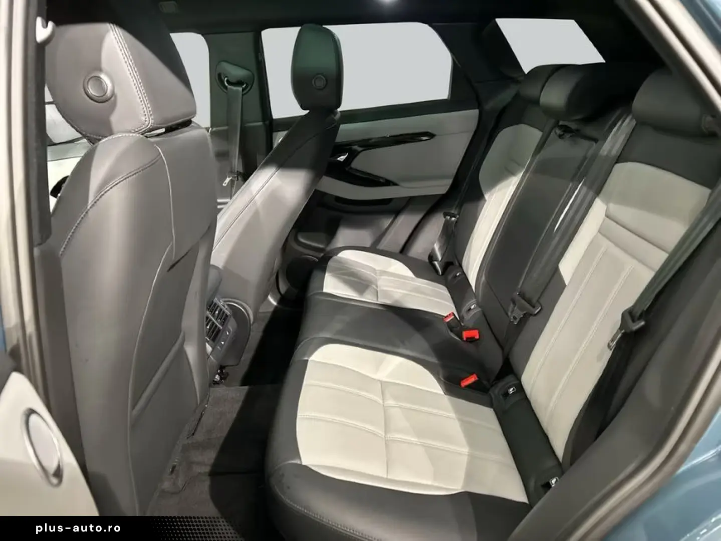 Land Rover Range Rover Evoque P270e Dynamic SE