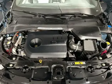 Land Rover Range Rover Evoque P270e Dynamic SE