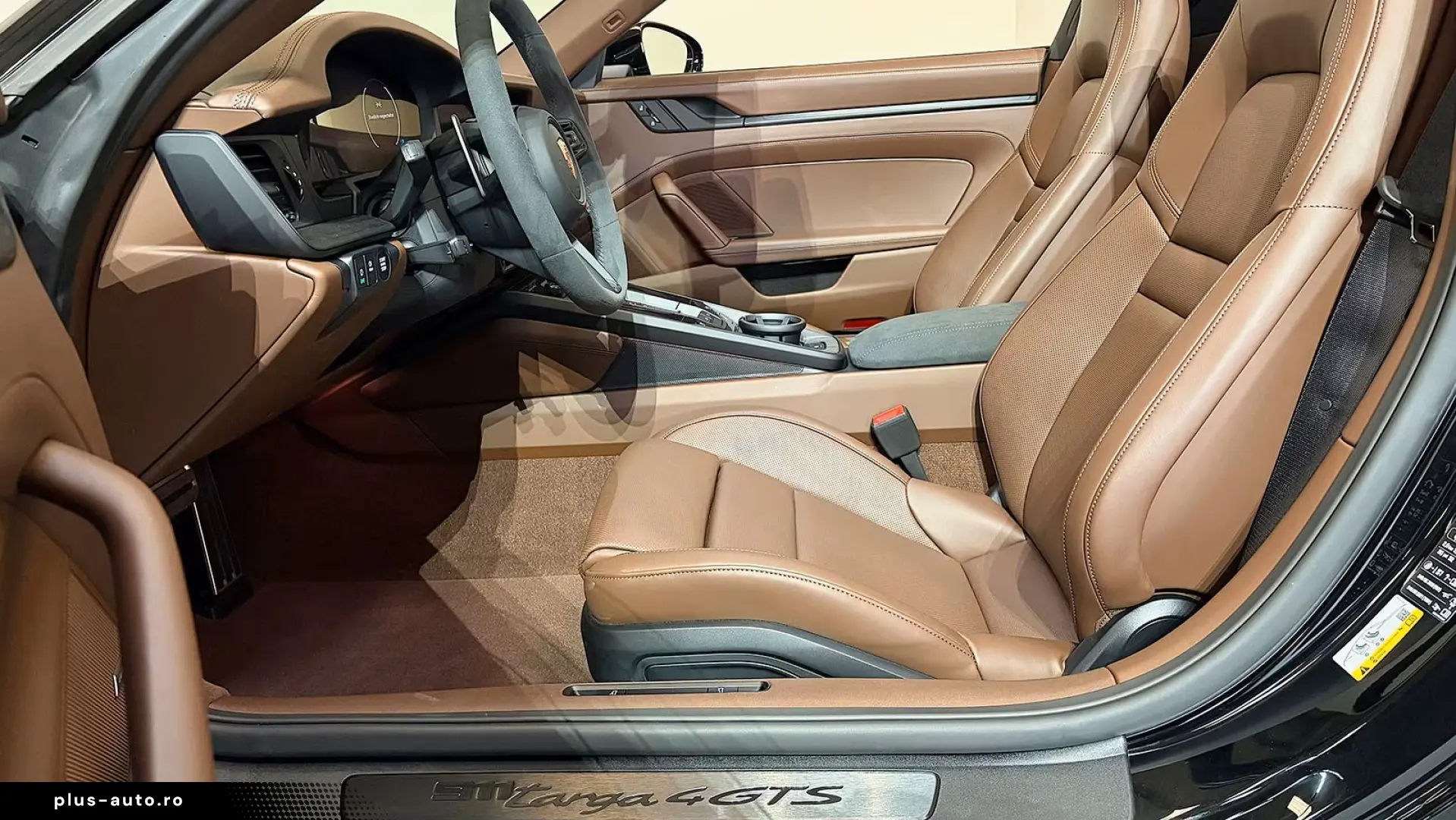 Porsche 992 .2 Targa 4 GTS MATRIX BLACK