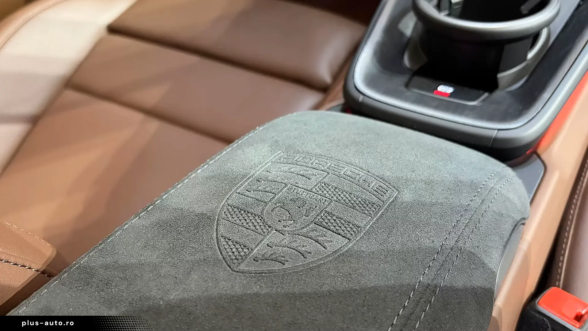 Porsche 992 .2 Targa 4 GTS MATRIX BLACK